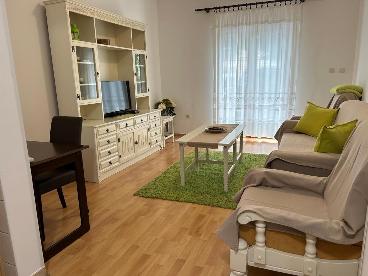 Apartments R Rovigno Esterno foto